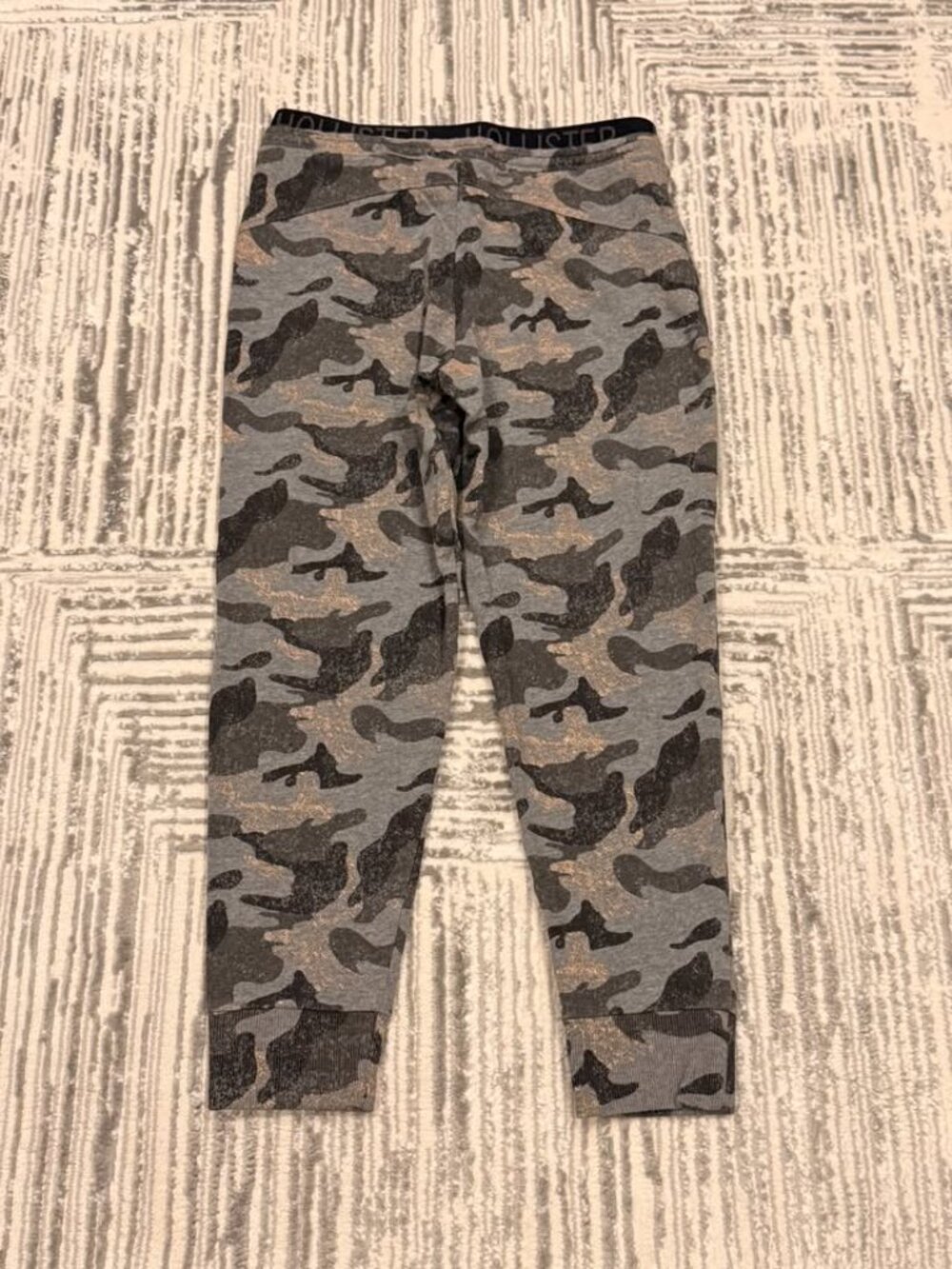 Hollister women's medium camo fleece lined jogger metallic sweatpants MSRP $135 - Picture 5 of 6